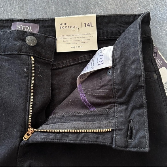 NWT NYDJ Billie Mini Bootcut Jeans In Sure Stretch® Denim With High Rise Black - Picture 8 of 16
